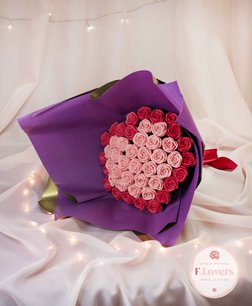 Букет Ассорти из 47 шоколадных роз "Сердце"
